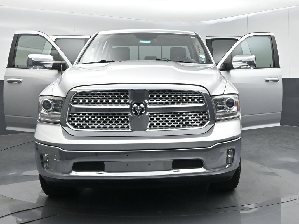 Used 2018 RAM 1500 Laramie RWD image 61