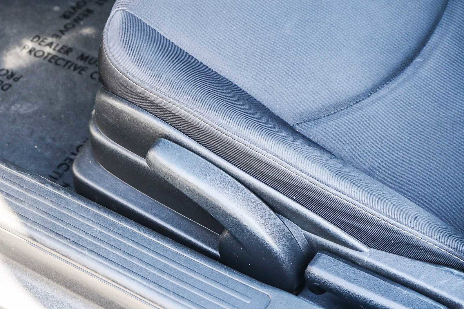 Used 2010 MAZDA MX-5 Miata Sport image 16