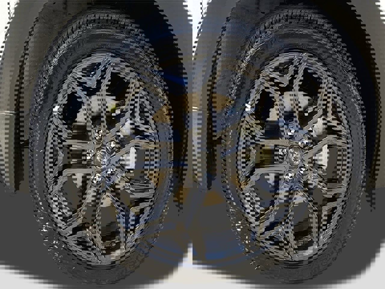 New 2026 Nissan Kicks SR image 7