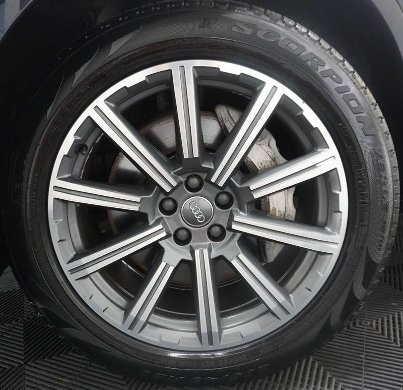 Used 2017 Audi Q7 3.0T Premium Plus AWD/4WD image 3
