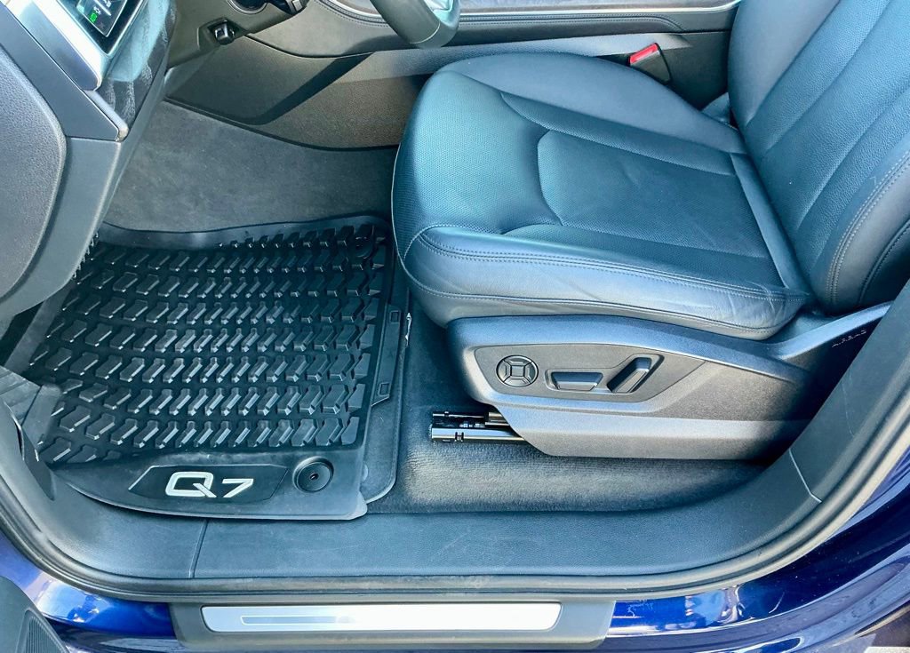 Used 2023 Audi Q7 3.0T Prestige w/ Prestige Package image 42