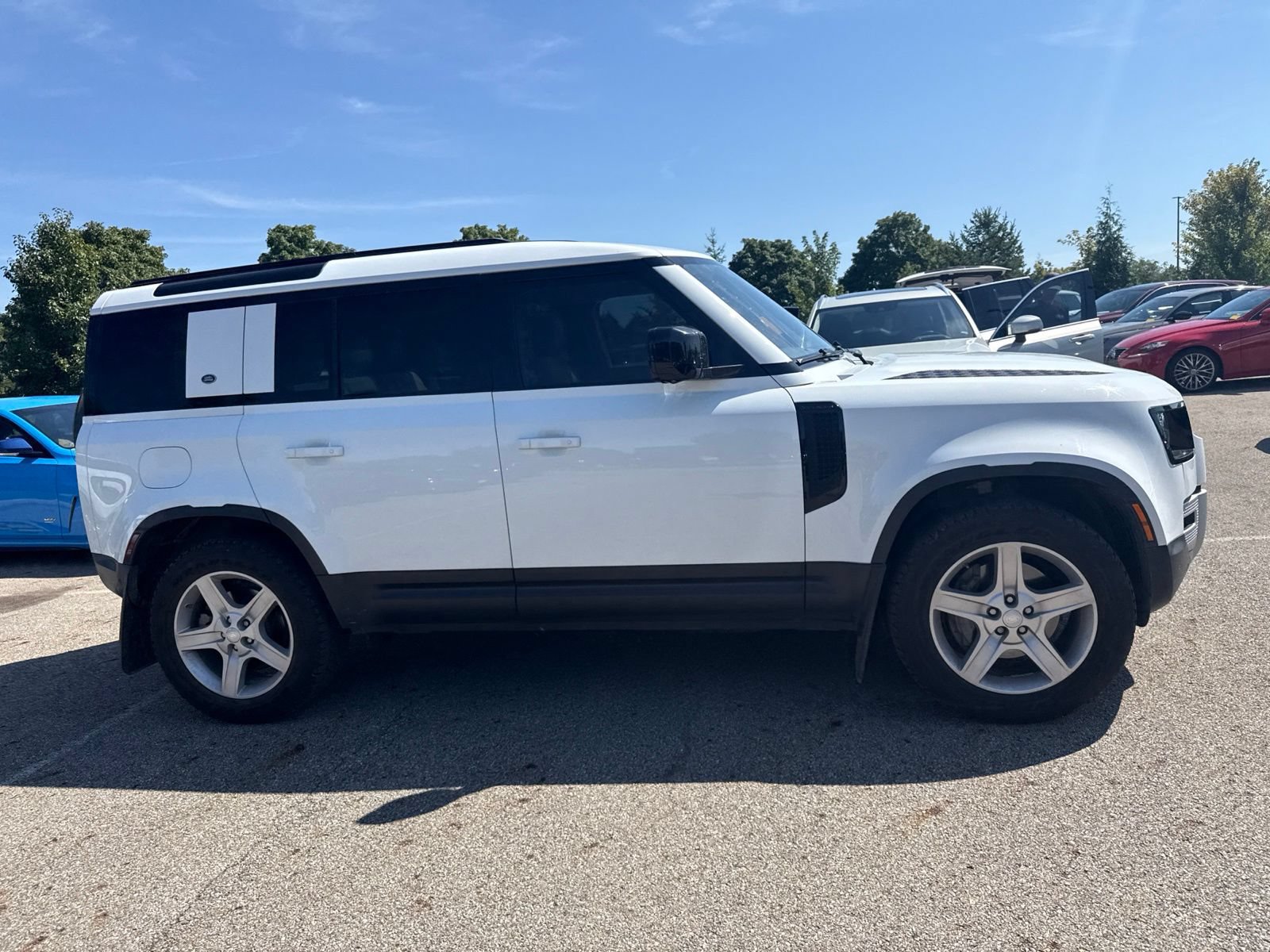 Used 2020 Land Rover Defender 110 SE AWD/4WD image 4