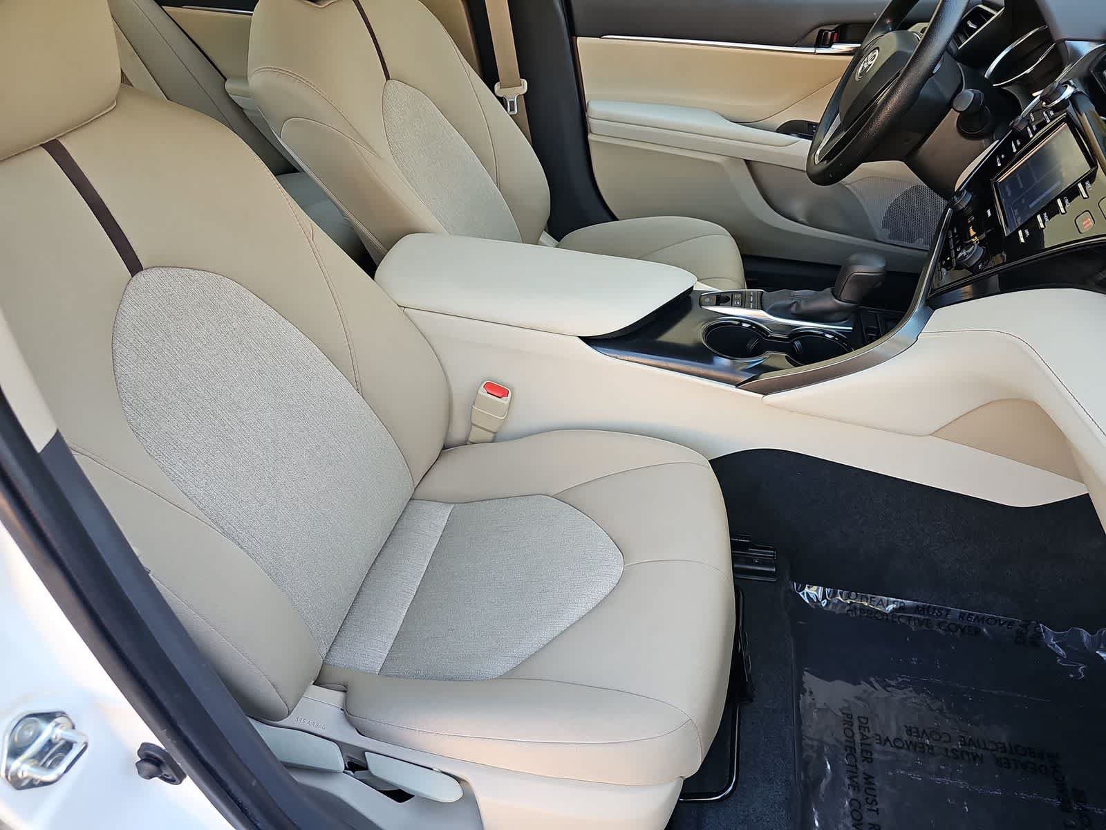 Used 2020 Toyota Camry LE w/ Fleet Convenience Package FWD image 18