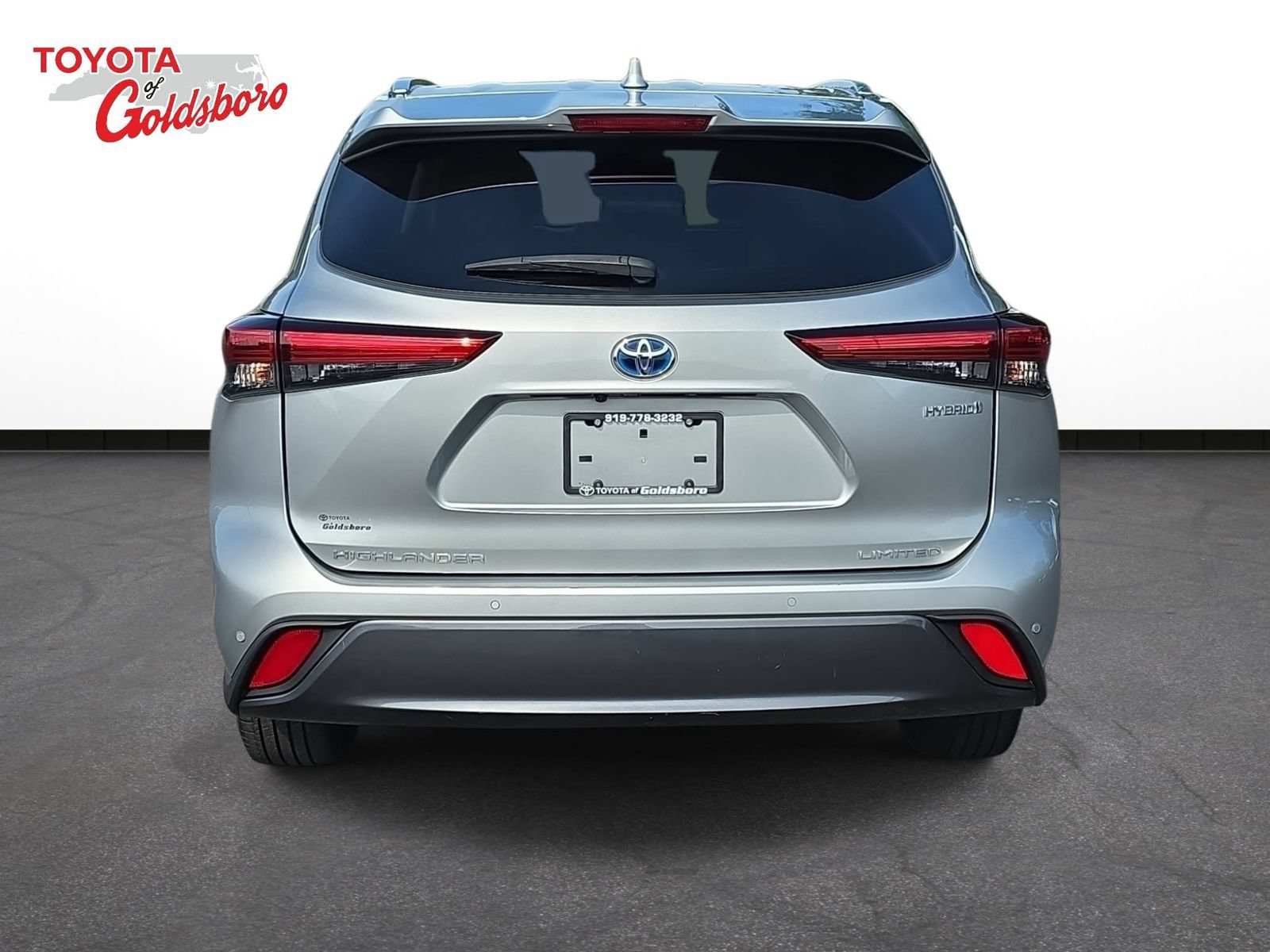 Used 2021 Toyota Highlander Limited FWD image 6