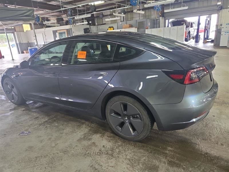 Used 2023 Tesla Model 3 Standard Range RWD image 3