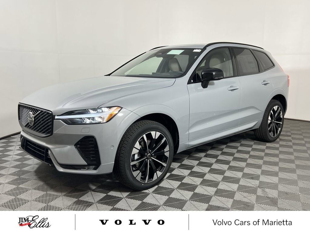 New 2026 Volvo XC60 B5 Plus w/ Protection Package Premier image 4