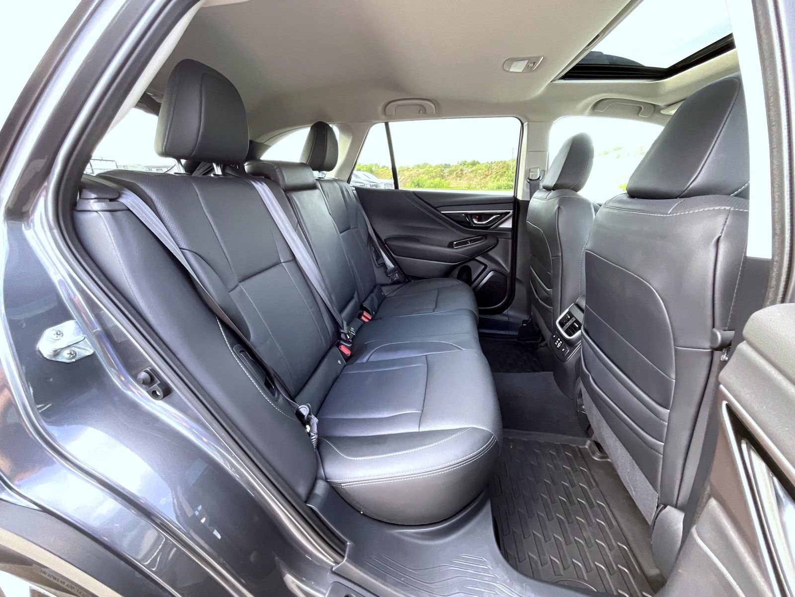 Used 2024 Subaru Outback Limited image 18