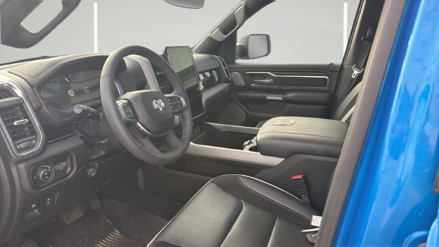 Used 2025 RAM 1500 Laramie w/ Night Edition AWD/4WD image 8