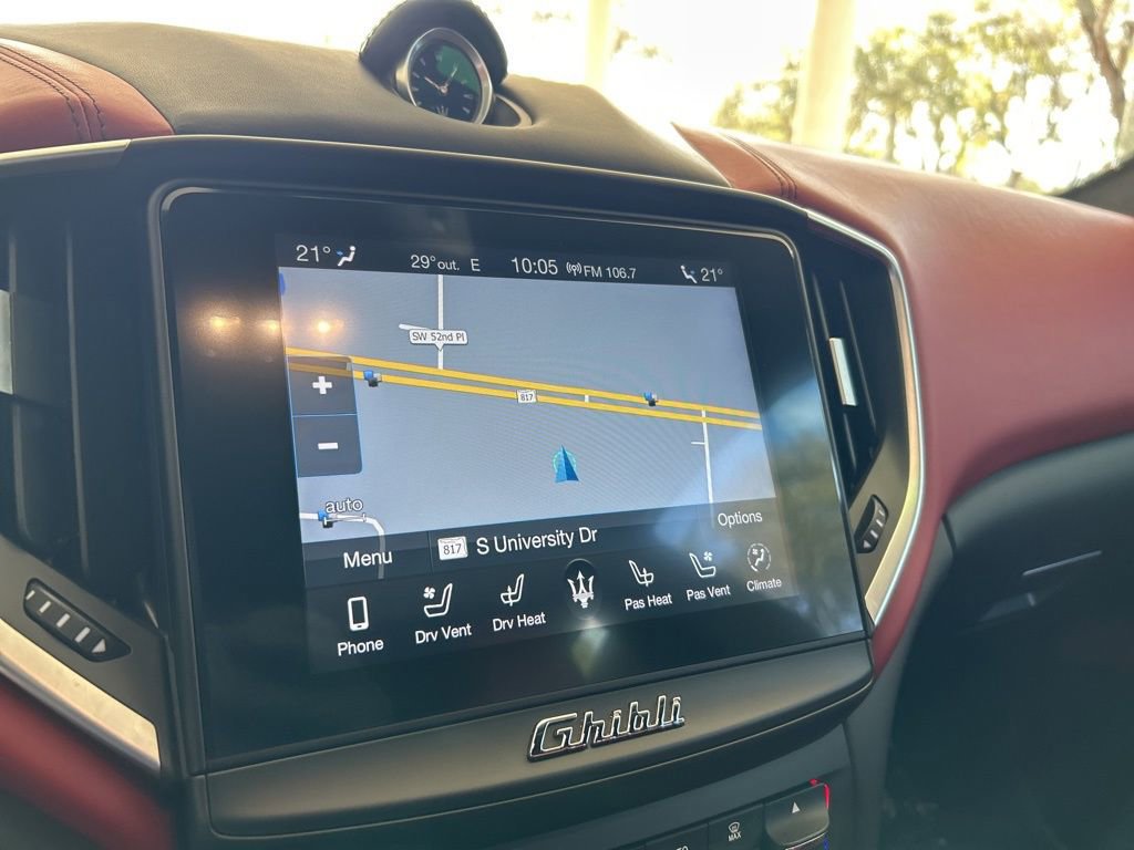 Used 2019 Maserati Ghibli S GranSport image 11