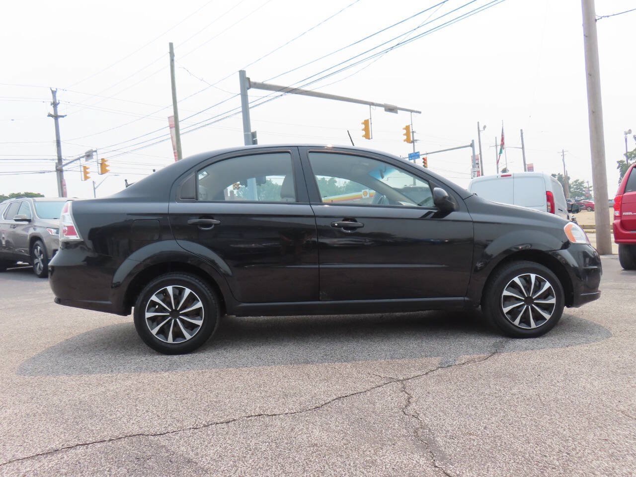 Used 2011 Chevrolet Aveo LT w/ Power and Convenience Package FWD image 6