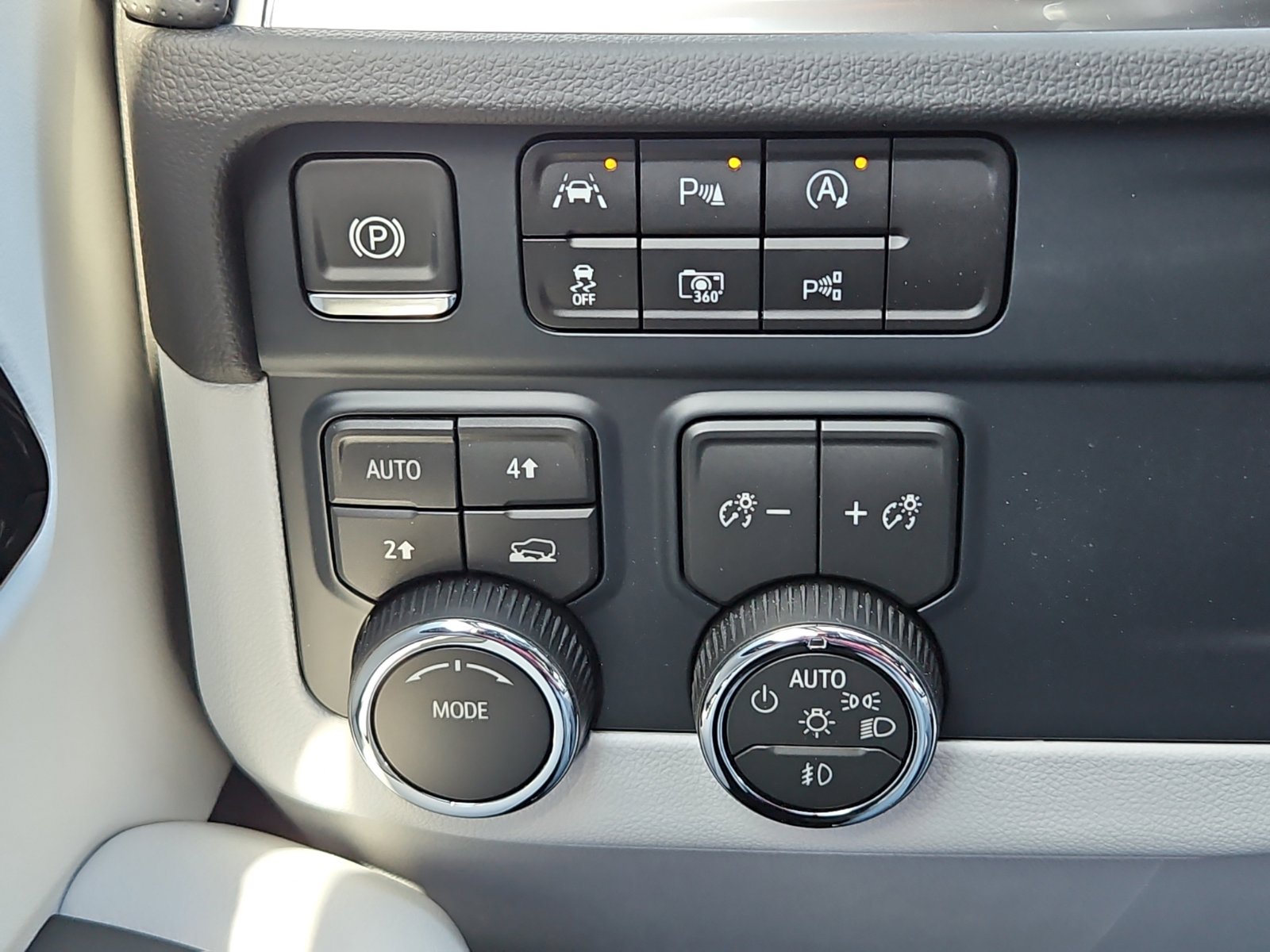 New 2026 Chevrolet Tahoe Premier image 17