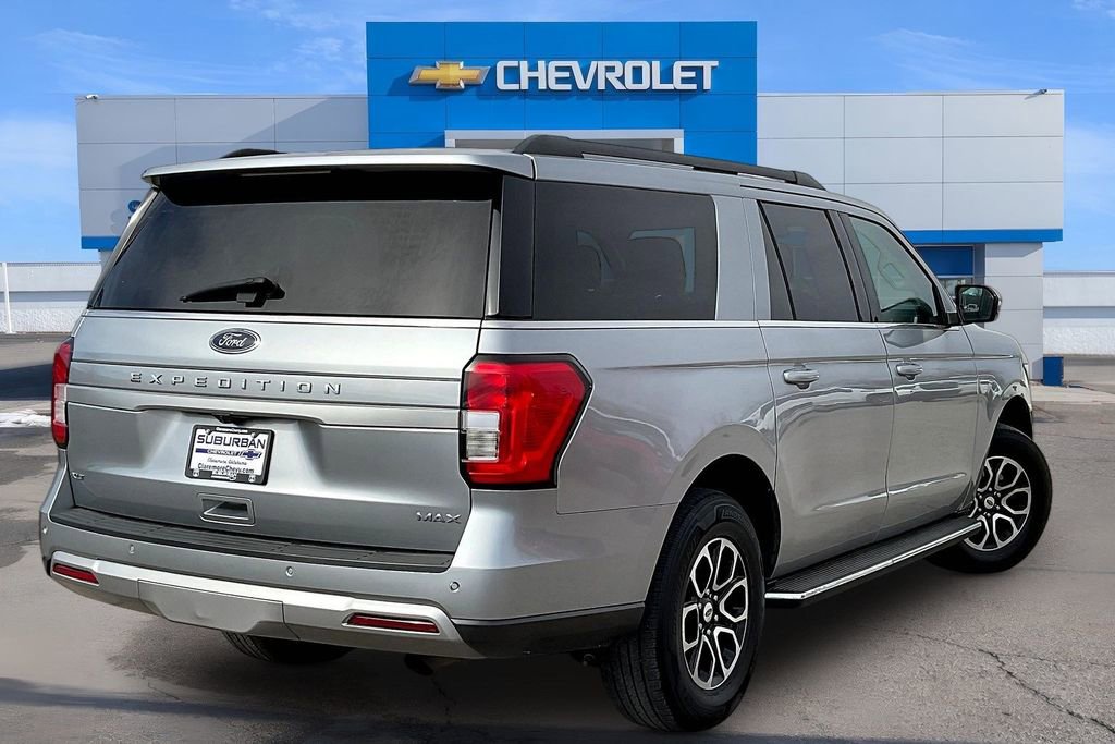 Used 2023 Ford Expedition Max XLT AWD/4WD image 2
