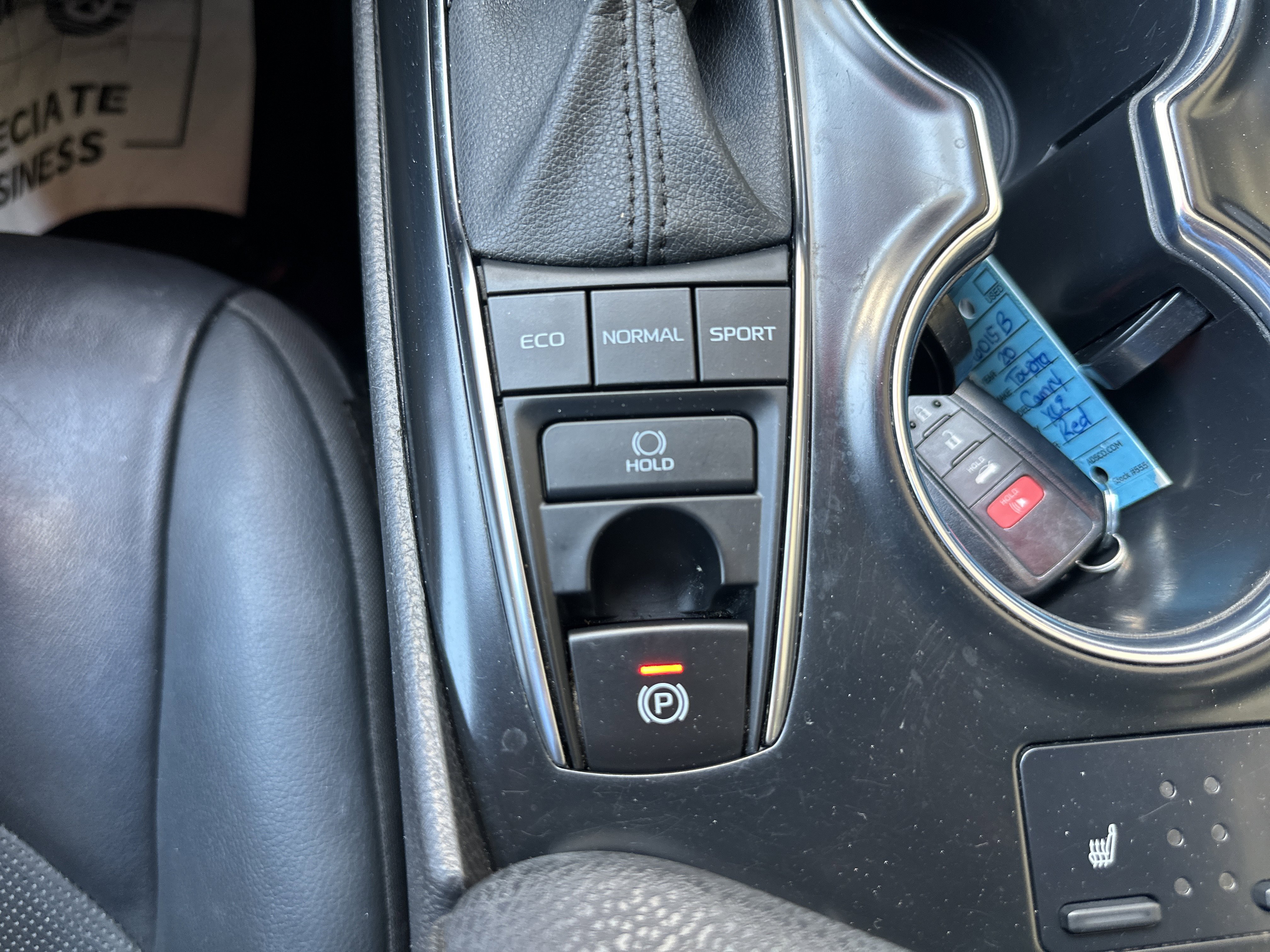Certified 2020 Toyota Camry XLE w/ Navigation Package AWD/4WD image 33