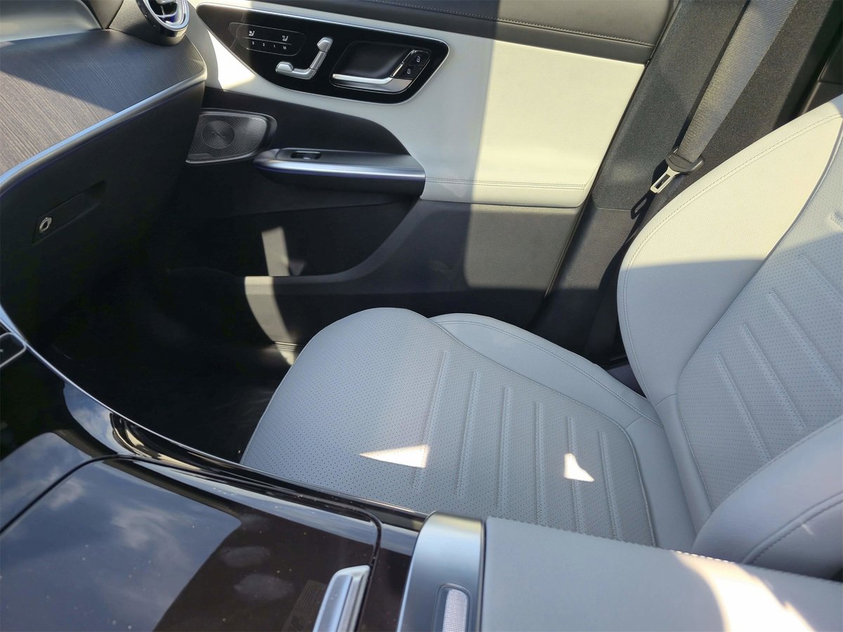 New 2025 Mercedes-Benz GLC 300 4MATIC image 19