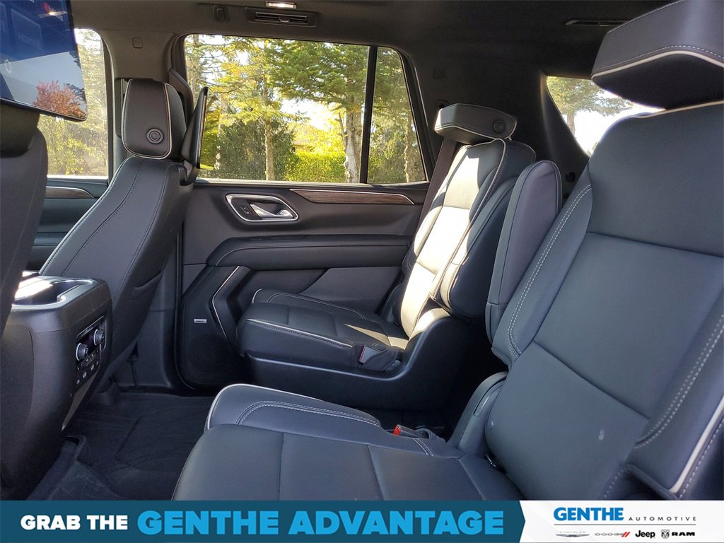 Used 2023 Chevrolet Tahoe Premier w/ Advanced Technology Package image 26