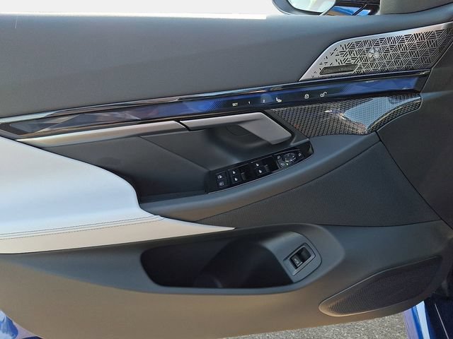 New 2026 BMW M5 w/ Carbon Package AWD/4WD image 10