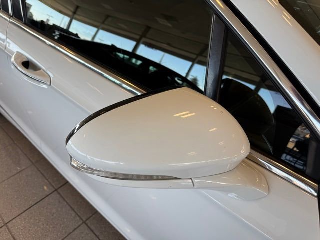 Used 2017 Ford Fusion SE w/ Equipment Group 602A image 11