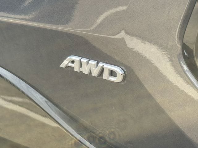 Used 2022 Toyota RAV4 SE AWD/4WD image 9