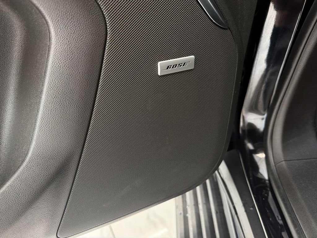 Used 2022 GMC Yukon Denali RWD image 25