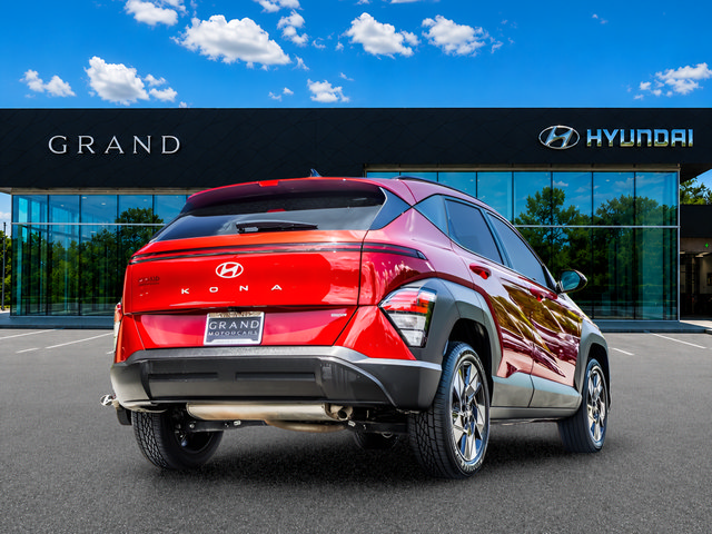 Used 2024 Hyundai Kona SEL AWD/4WD image 5