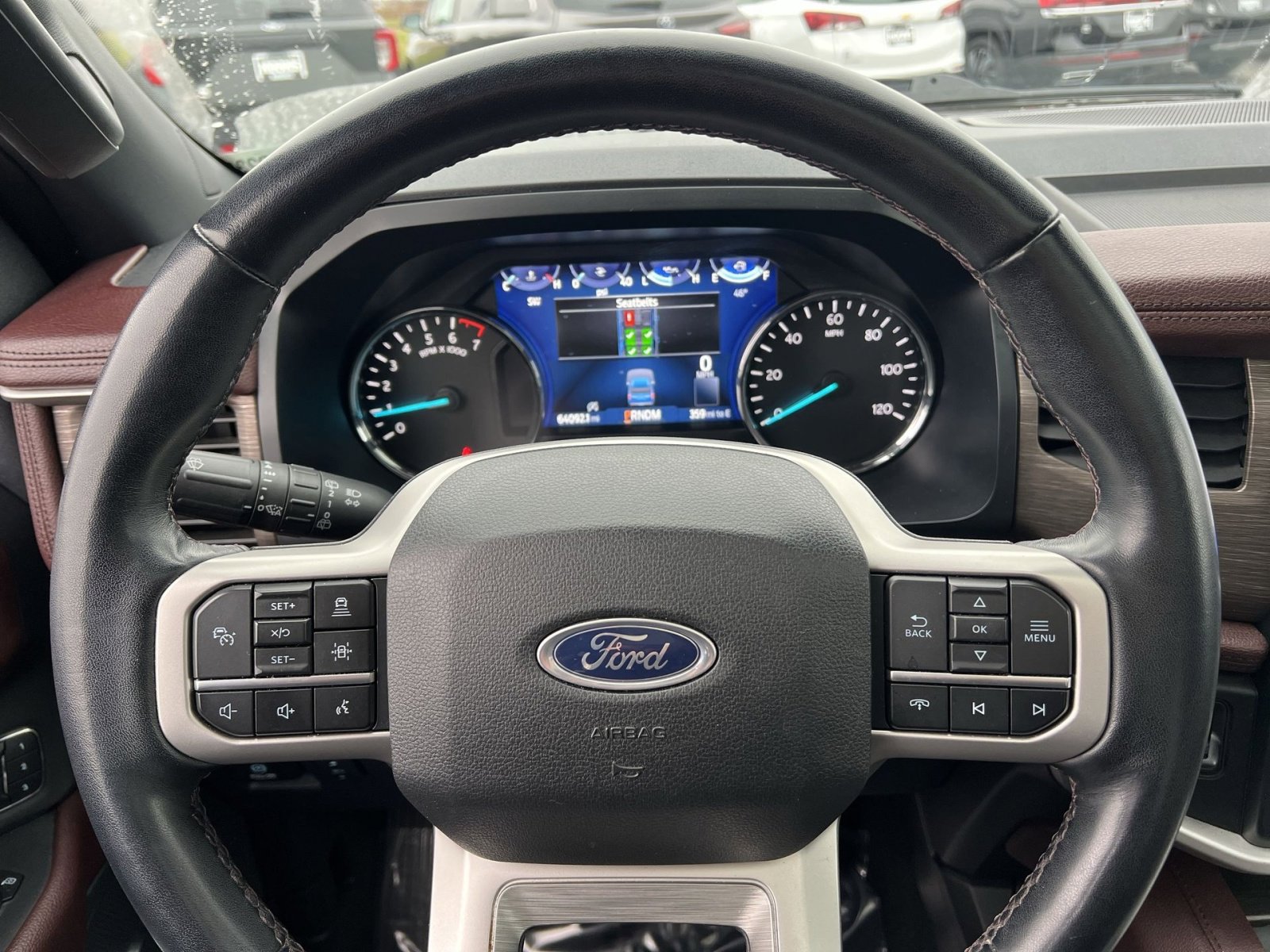 Used 2023 Ford Expedition Limited image 16