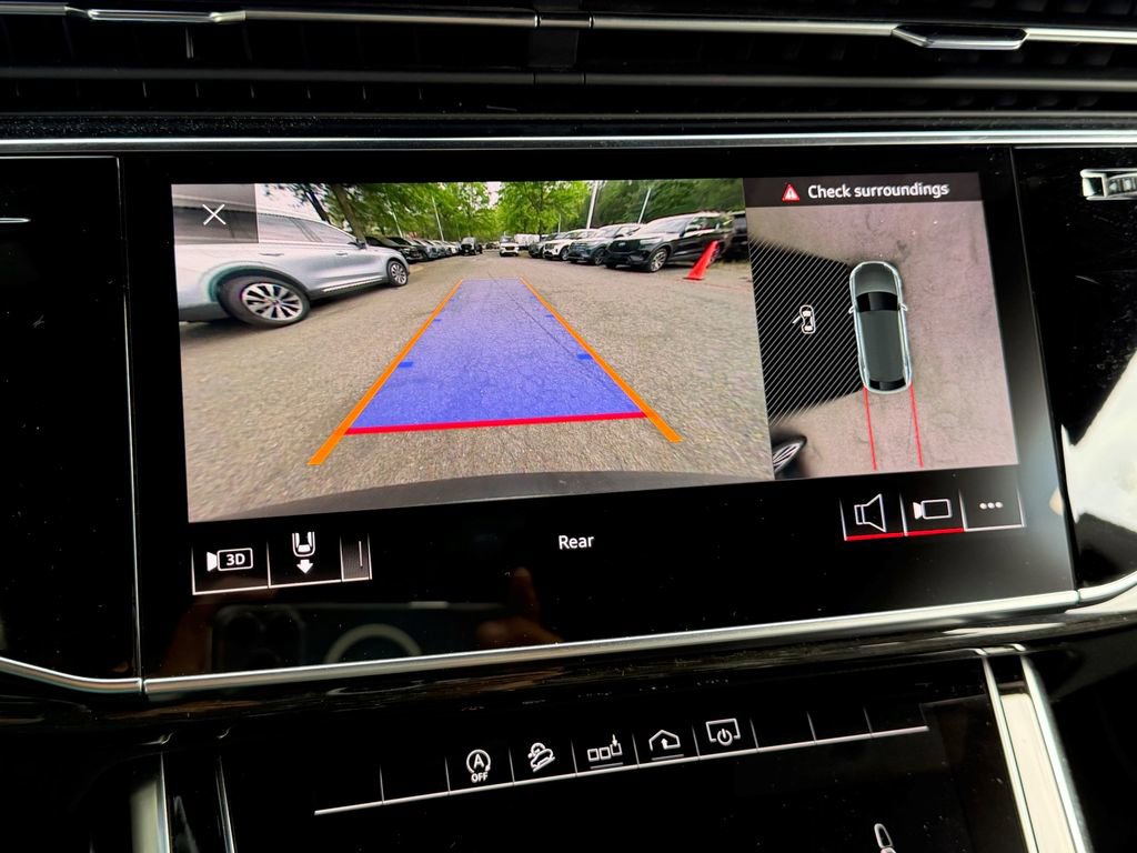 Used 2020 Audi Q8 Premium Plus AWD/4WD image 27