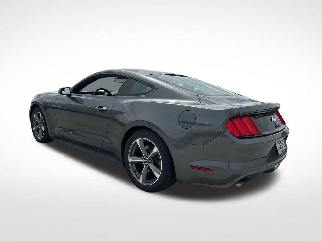 Used 2016 Ford Mustang Coupe w/ Equipment Group 051A RWD image 40