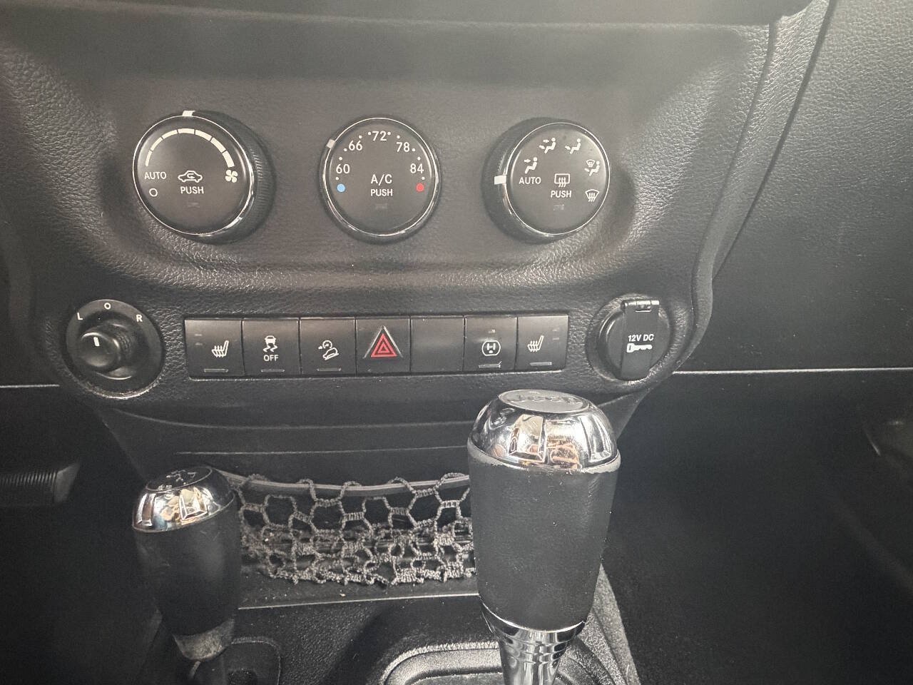Used 2014 Jeep Wrangler Rubicon w/ Dual Top Group AWD/4WD image 14
