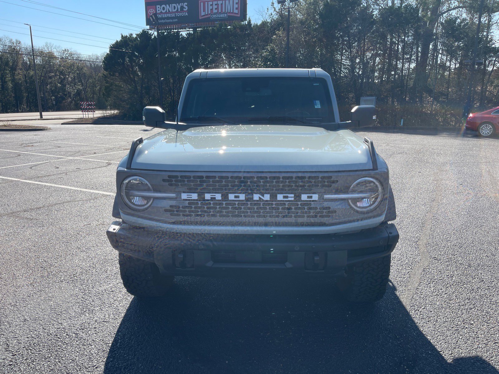 Used 2024 Ford Bronco Badlands AWD/4WD image 2