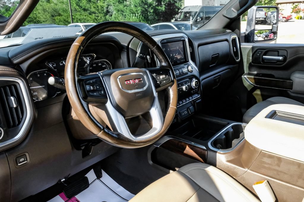 Used 2021 GMC Sierra 3500 SLT w/ SLT Convenience Package AWD/4WD image 13