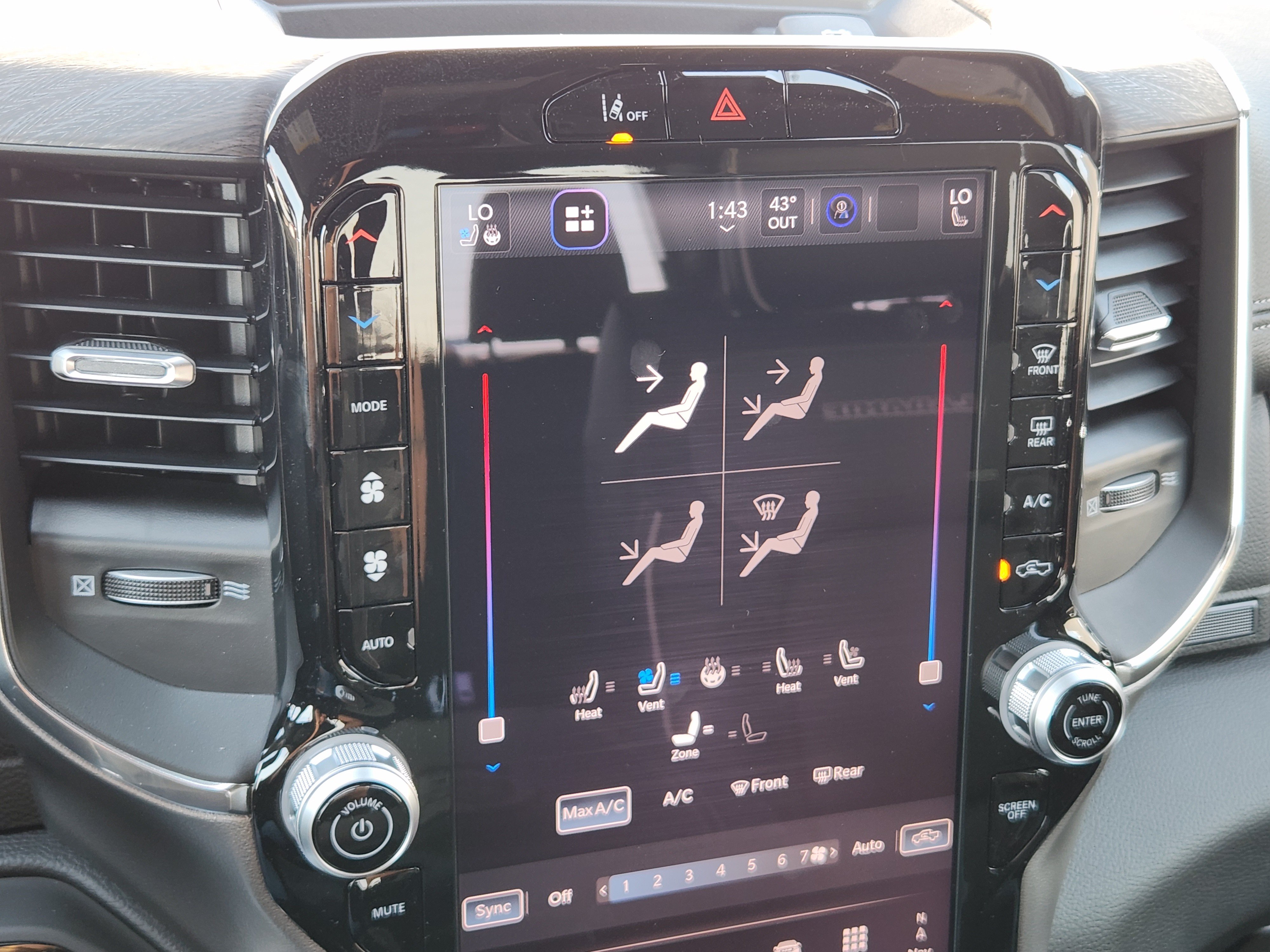 New 2027 RAM 1500 Laramie AWD/4WD image 13