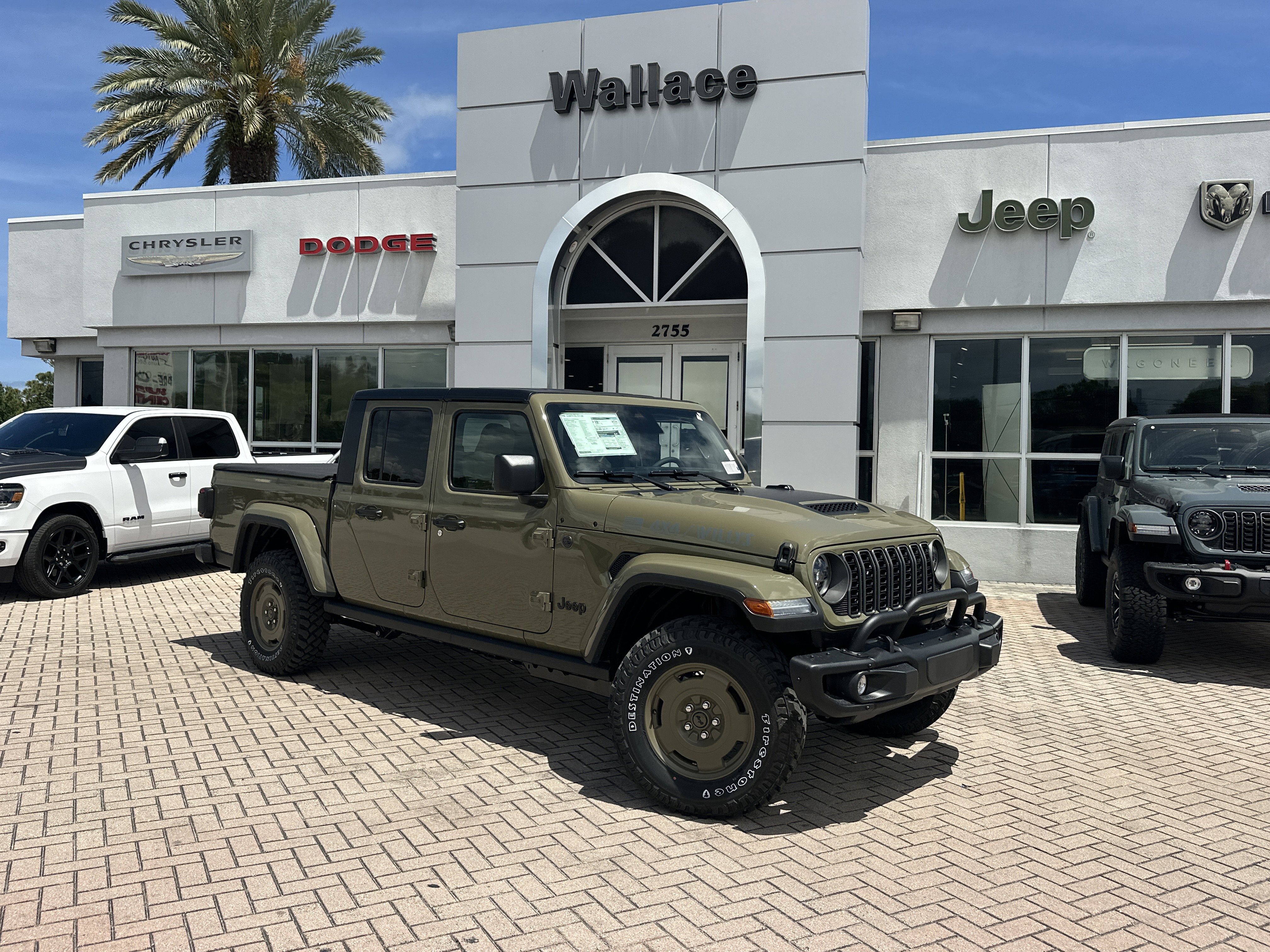New 2026 Jeep Gladiator Willys AWD/4WD image 1
