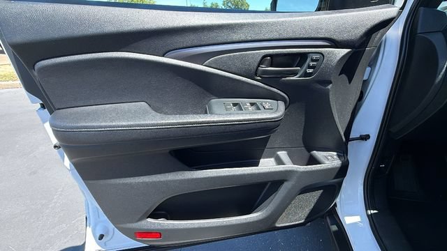 Used 2023 Honda Passport EX-L image 19
