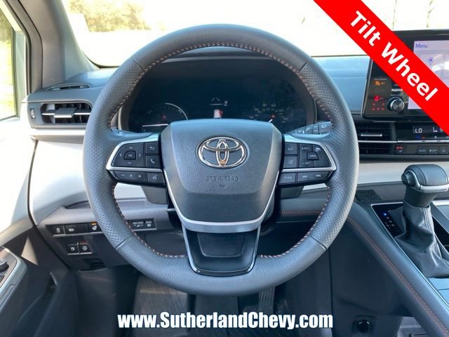 Used 2024 Toyota Sienna XSE image 18