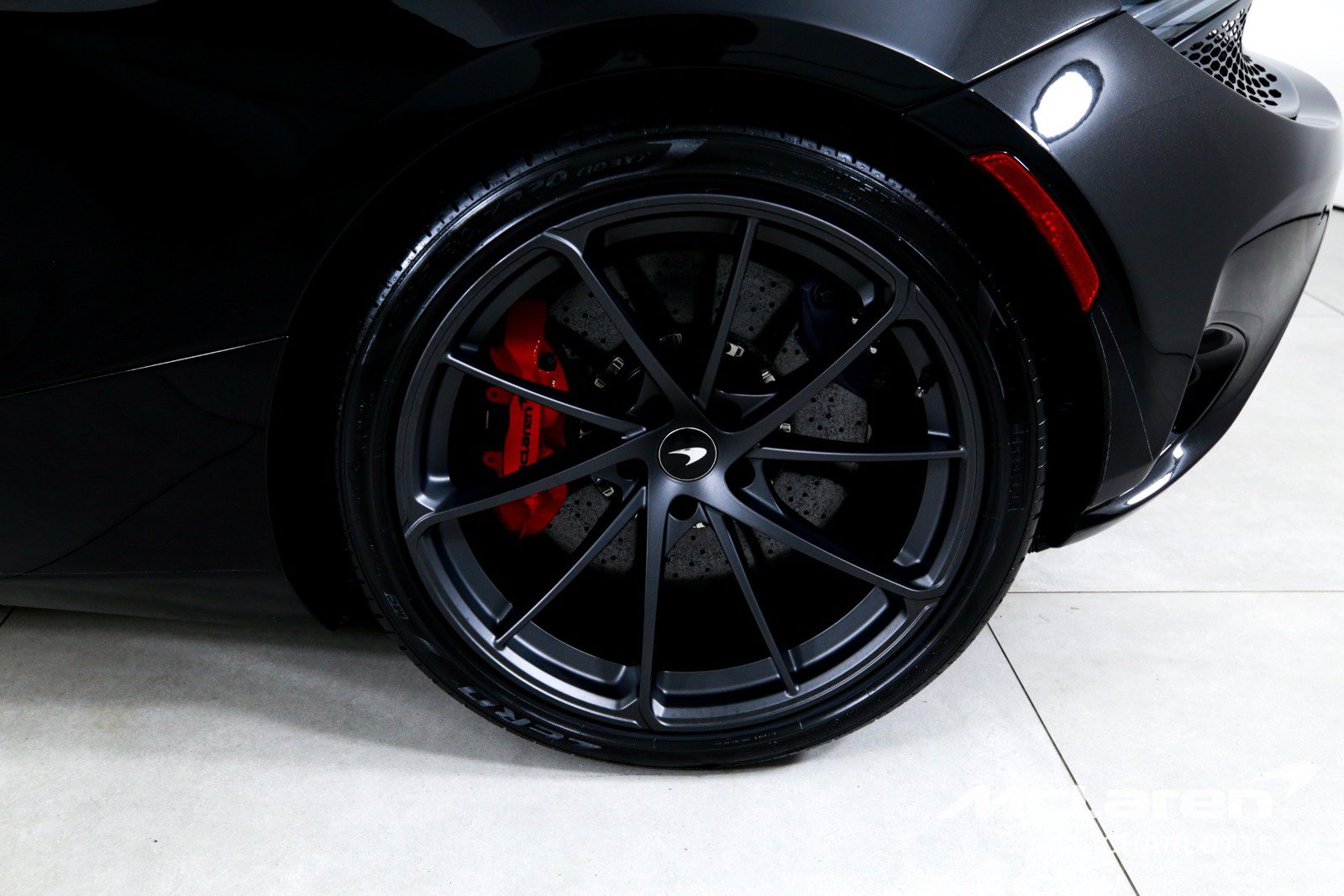 New 2026 McLaren 750S Spider RWD image 28