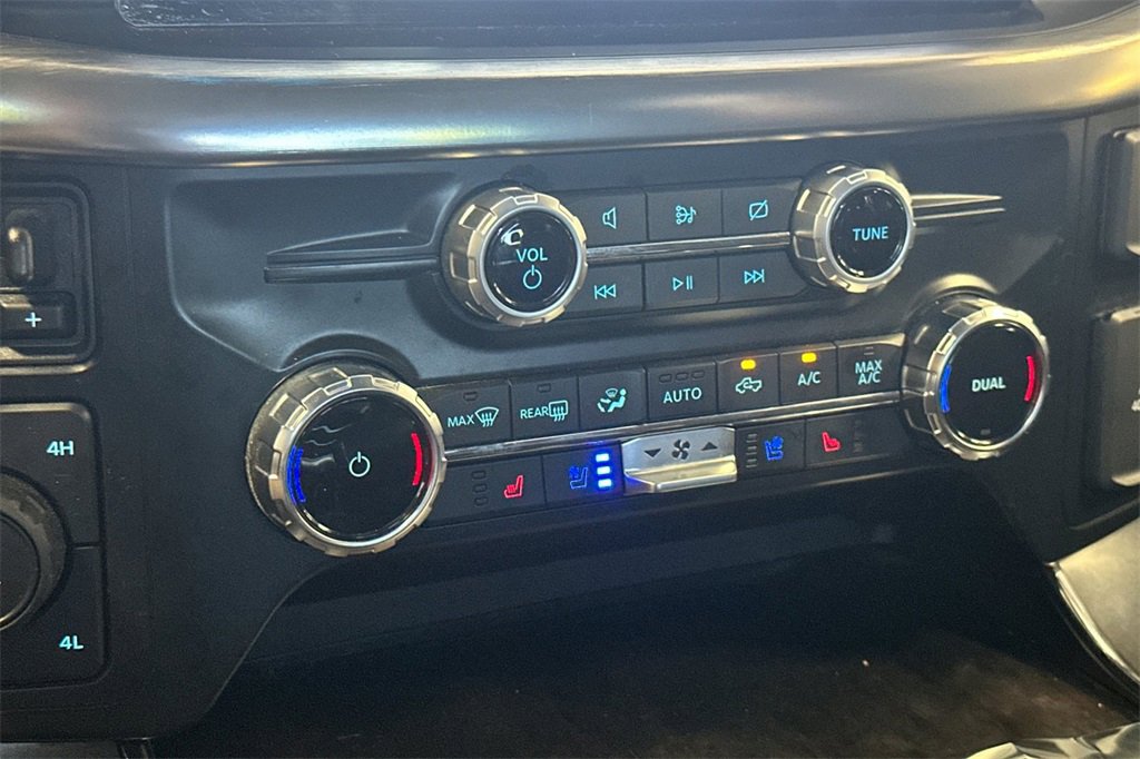 Used 2023 Ford F150 Lariat w/ Trailer Tow Package image 22