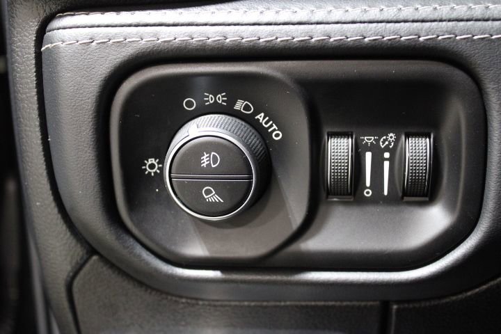 Used 2021 RAM 1500 Limited image 44