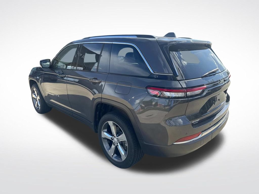 Used 2022 Jeep Grand Cherokee Limited RWD image 7