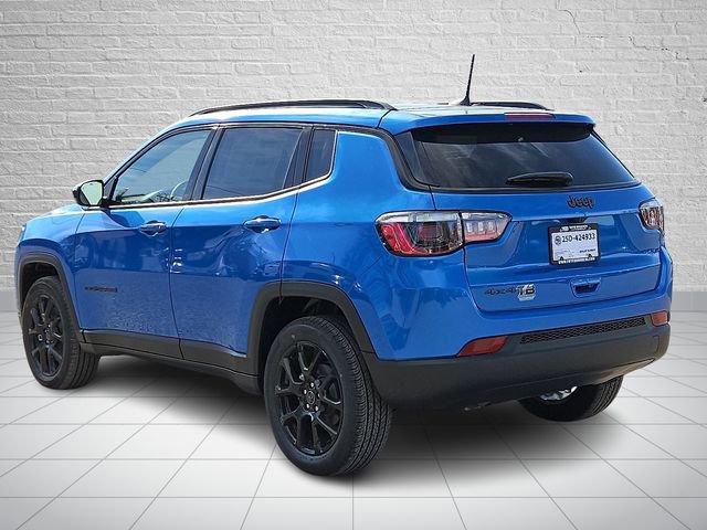 New 2026 Jeep Compass Latitude image 3