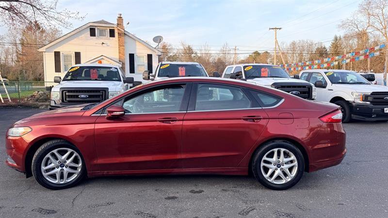 Used 2014 Ford Fusion SE image 9