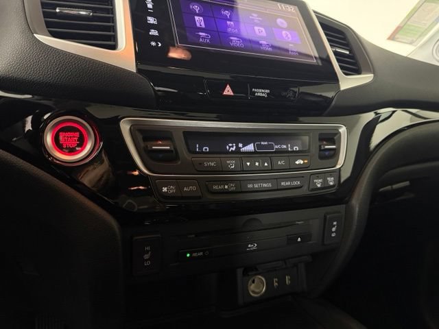 Used 2016 Honda Pilot Touring image 23