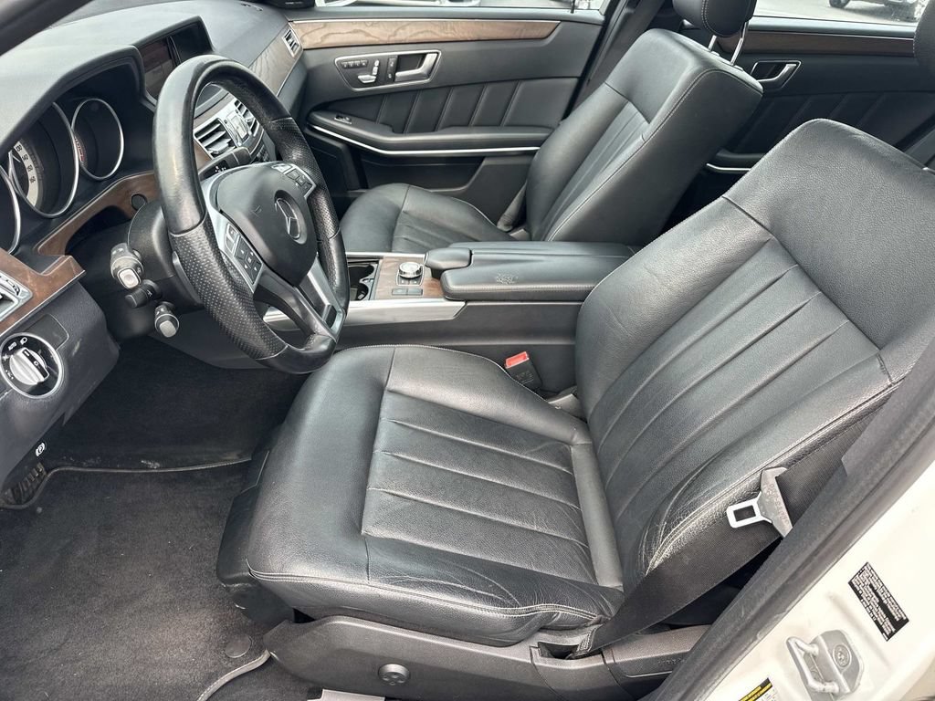 Used 2014 Mercedes-Benz E 350 4MATIC Sedan image 19