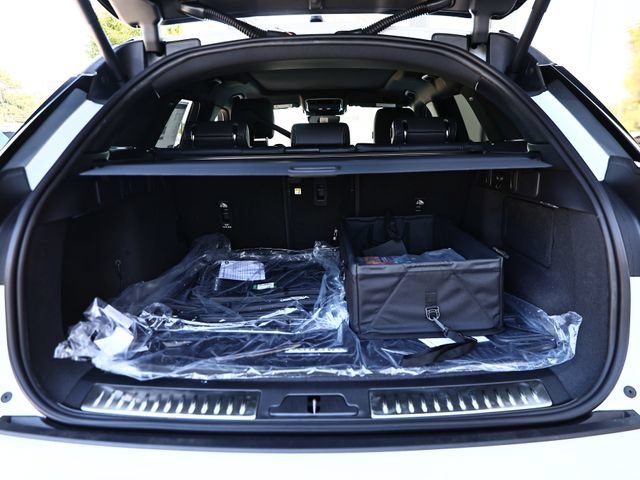 New 2026 Land Rover Range Rover Velar Belgravia AWD/4WD image 38