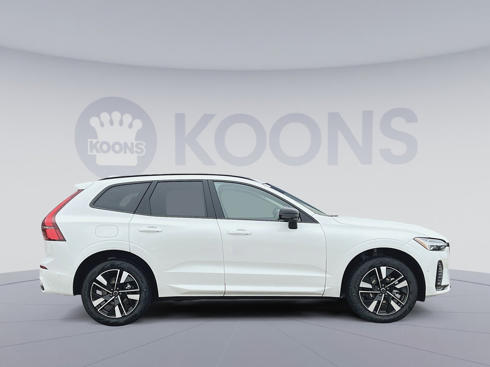 New 2026 Volvo XC60 B5 Plus w/ Protection Package Premier AWD/4WD image 8