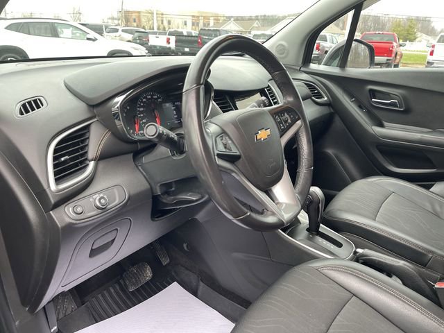 Certified 2019 Chevrolet Trax LT w/ LT Convenience Package image 10