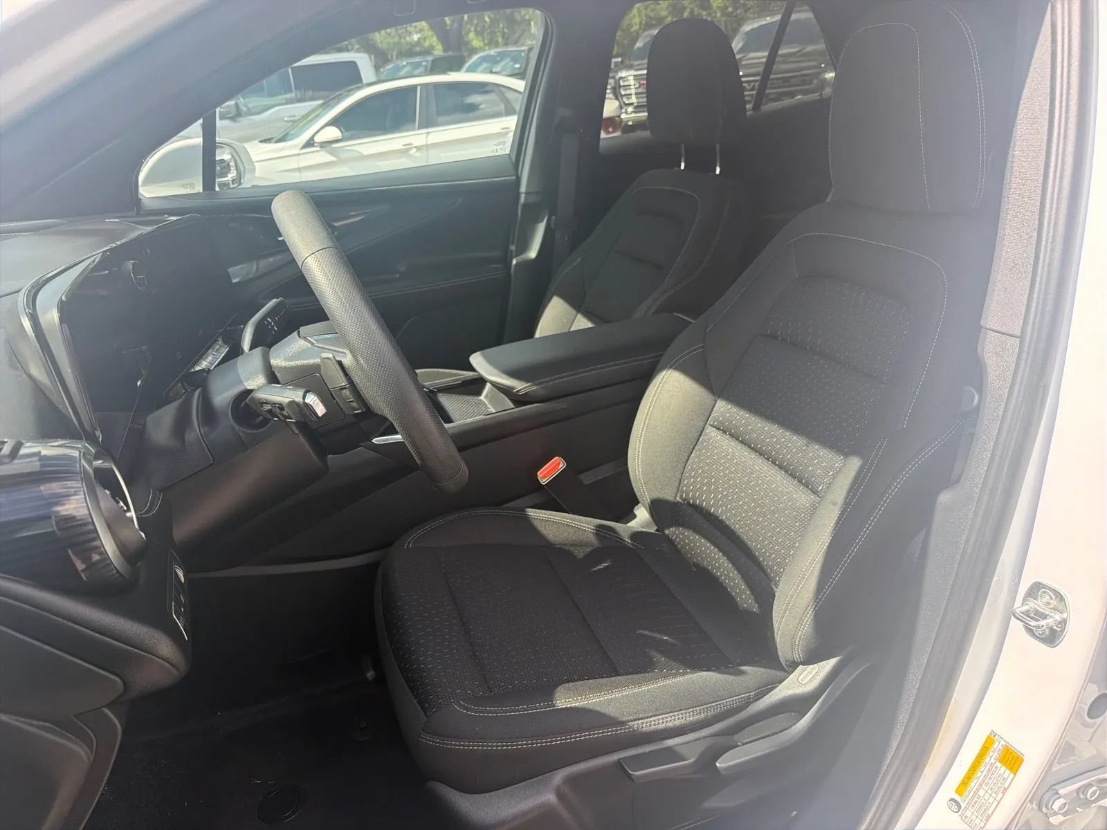 Used 2025 Chevrolet Blazer EV LT AWD/4WD image 11