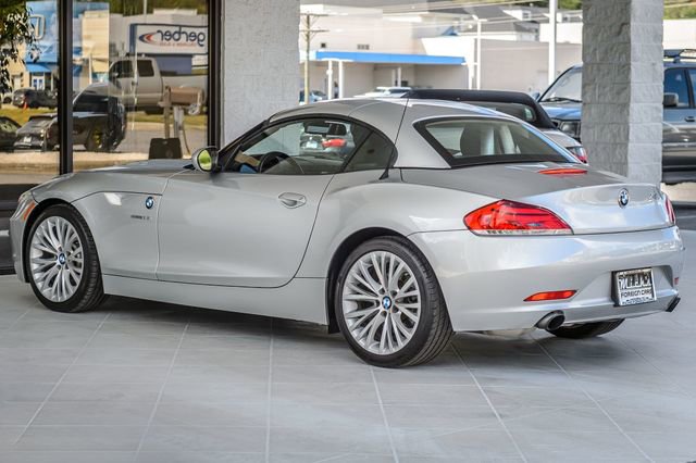 Used 2009 BMW Z4 sDrive35i image 10