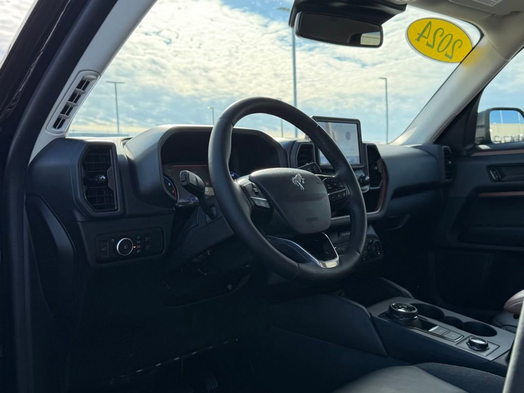 Used 2024 Ford Bronco Sport Outer Banks image 16