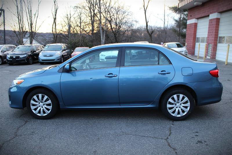 Used 2013 Toyota Corolla L image 2