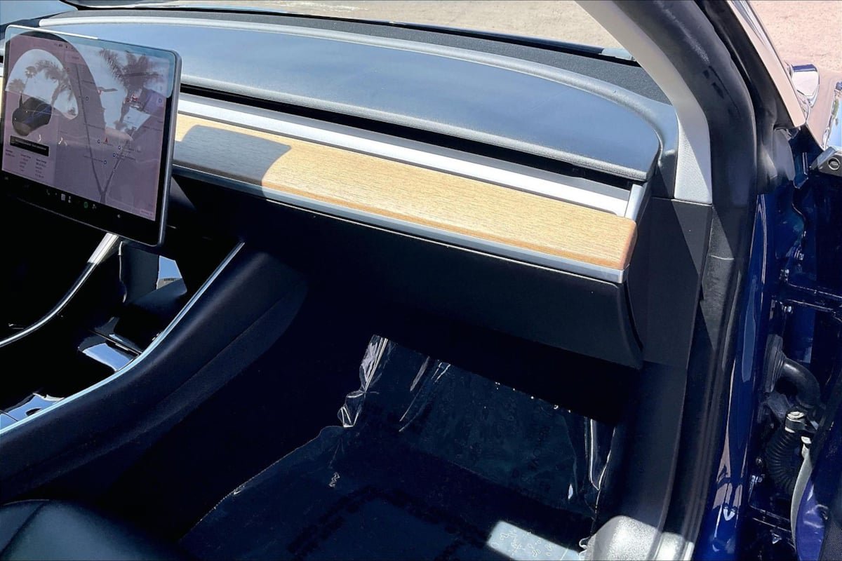 Used 2019 Tesla Model 3 Standard Range Plus RWD image 14